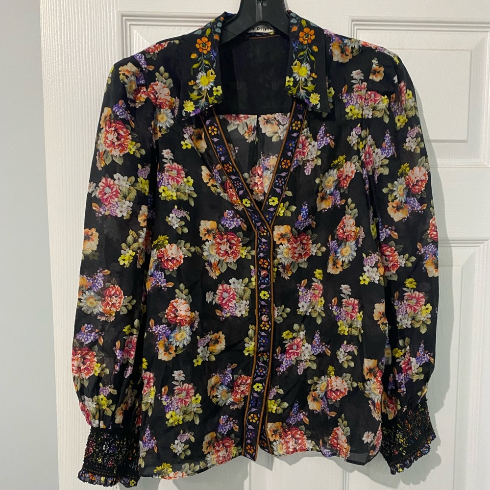 Alice + Olivia Silk Blend Cosmos Smocked Detail Blouse -SIZE M